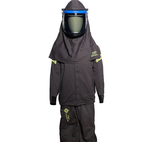 Elite 40cal PYRAD® kit by GORE-TEX LABS incl. jacket, bib and hood wit